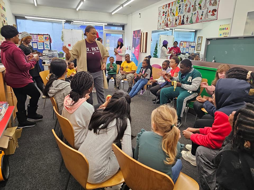 NUTRITION APPLE BANANA