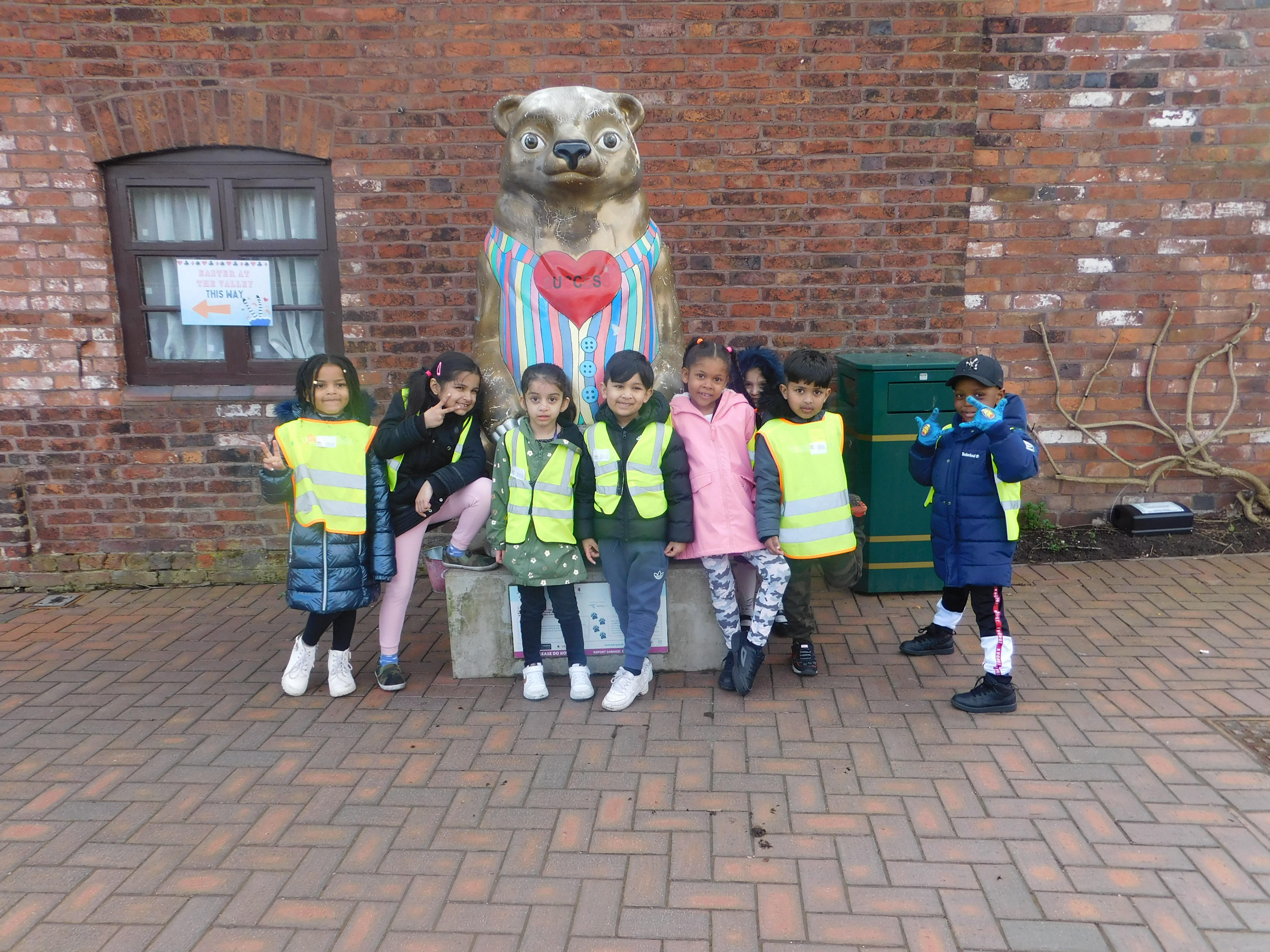 15b. Haf 2024 - Haf Photos. Sadwica