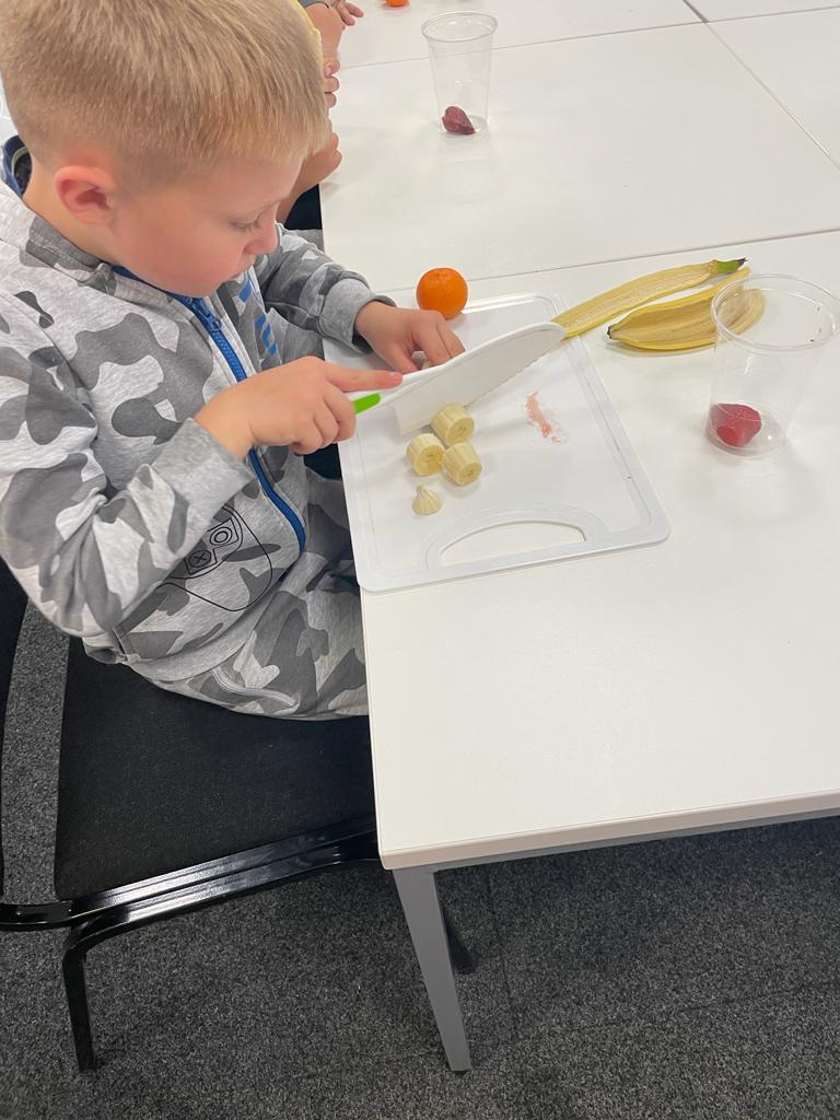 594631ac-2e98-484f-8c48-7d1f096de845