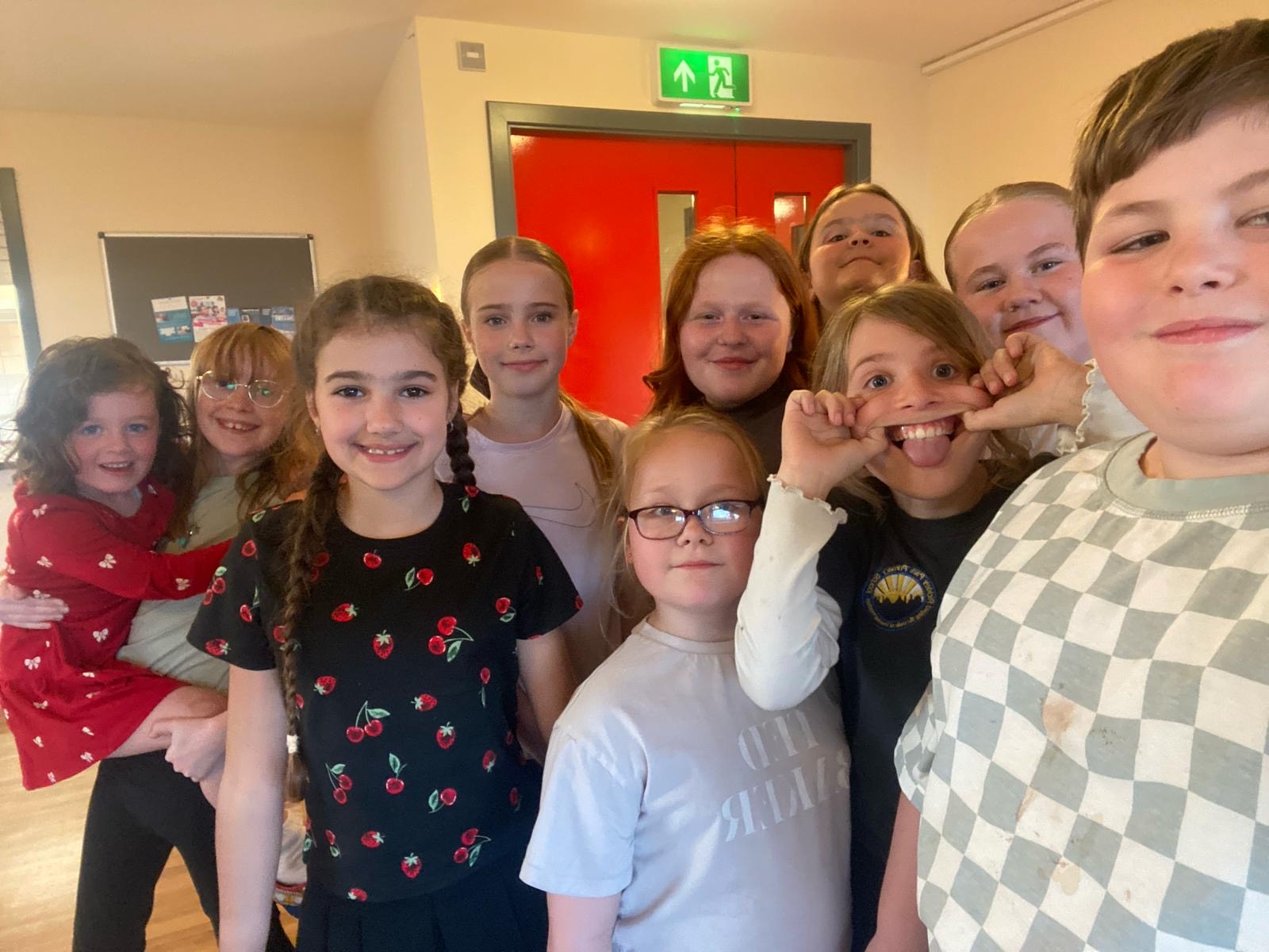 f3d706d7-efd9-41c6-be9a-5e39fe158744