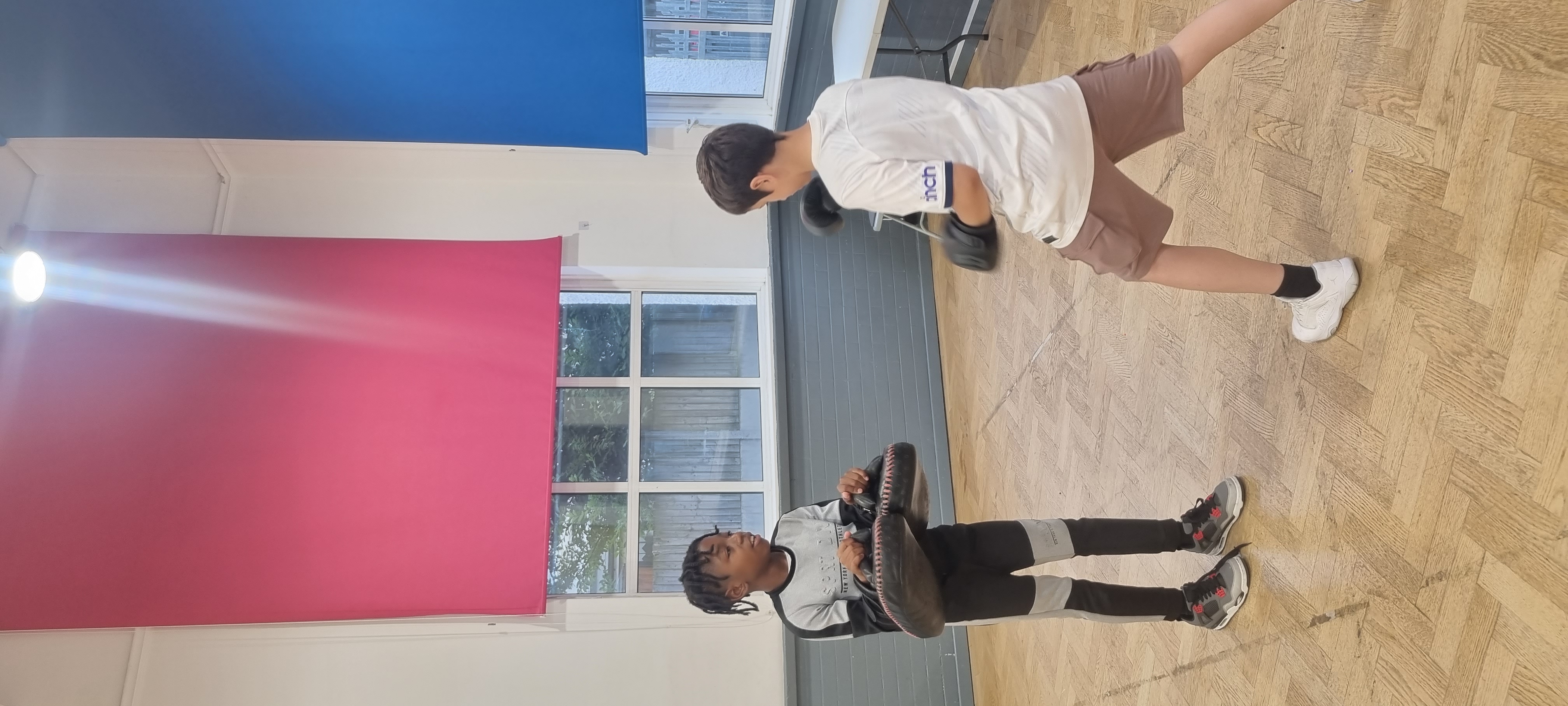 Mauy Thai Kick Boxing 2