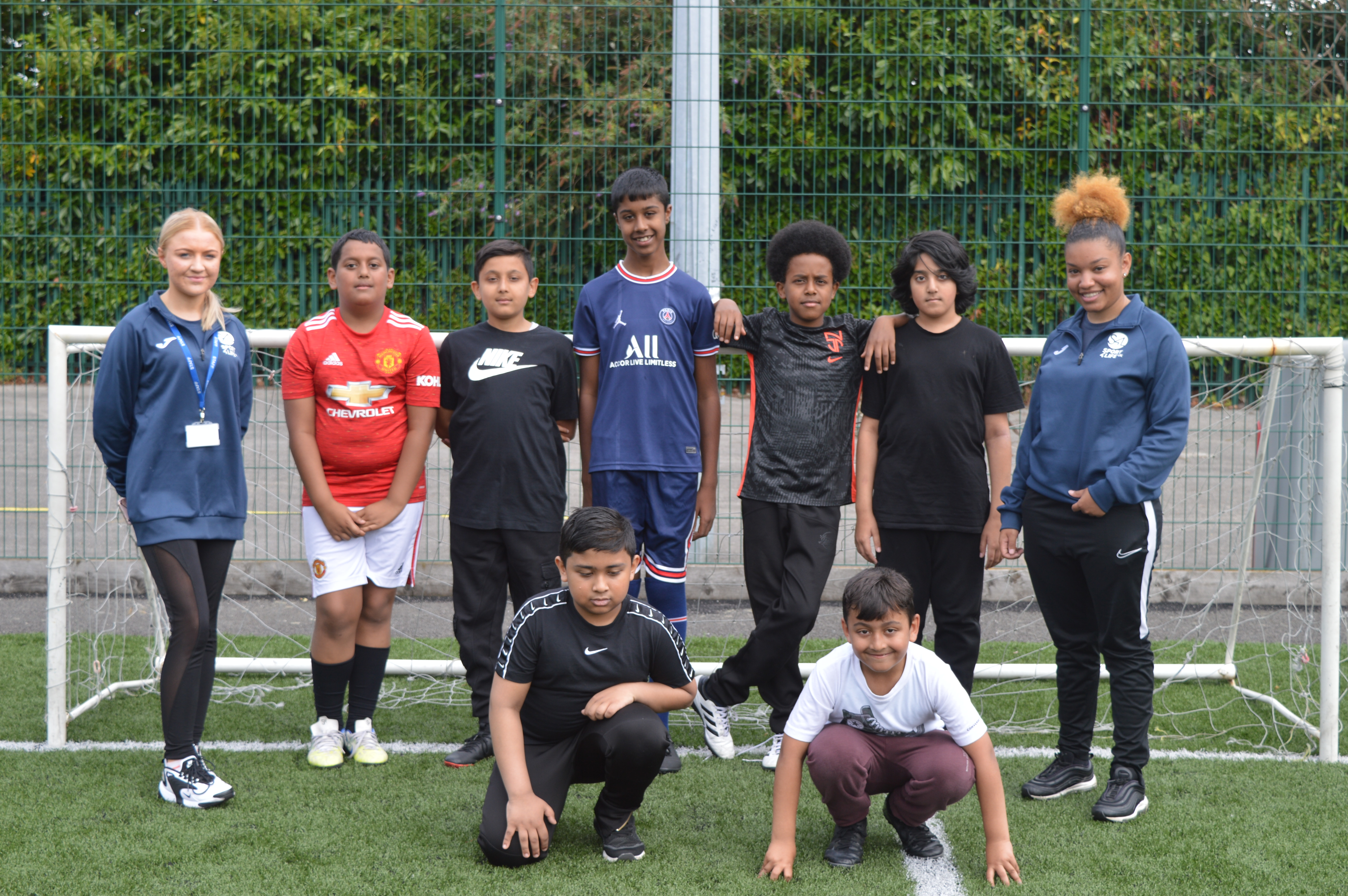 Sport Coach Female + EET Males