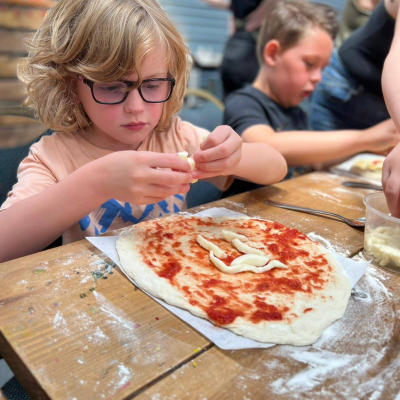 Bee Inclusive Pizza Making & Crafts SEND session