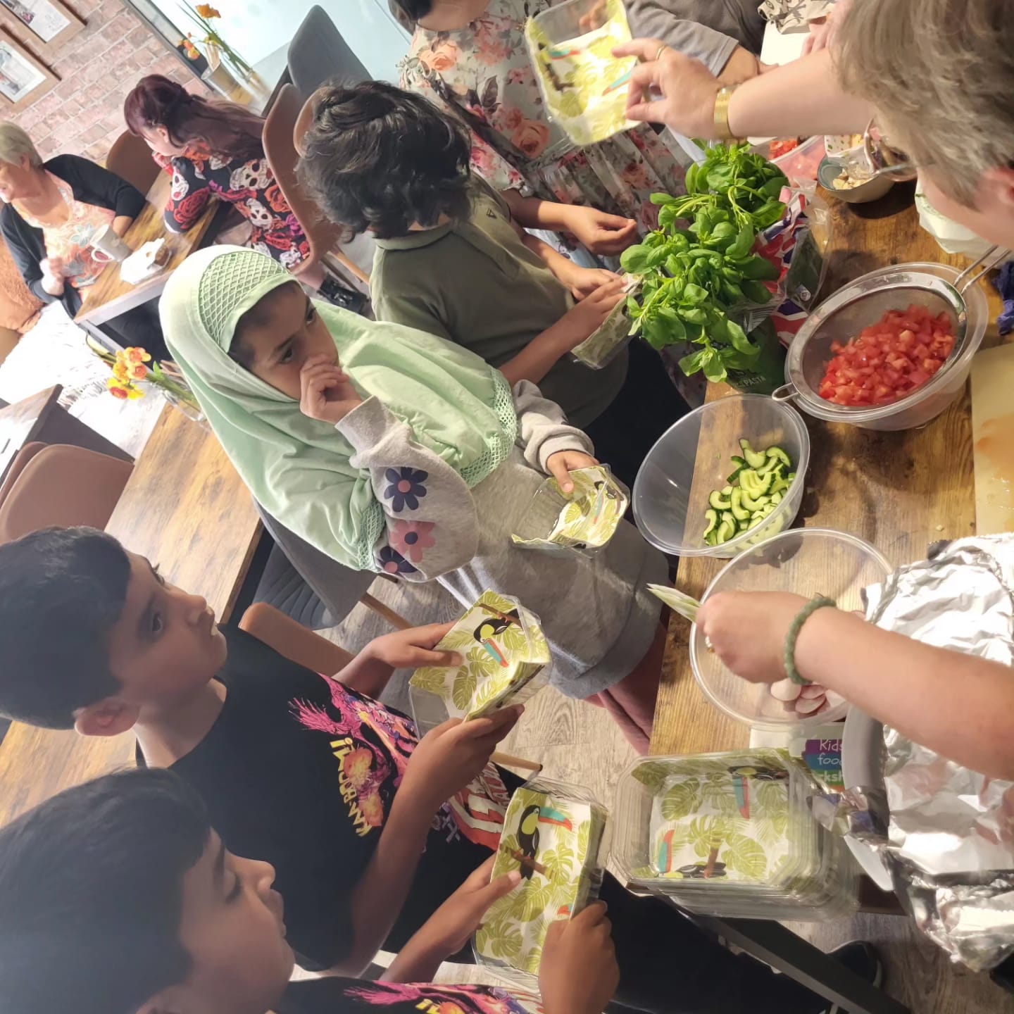 57490fae-d232-4f65-bb3e-f7aa1371bcf6